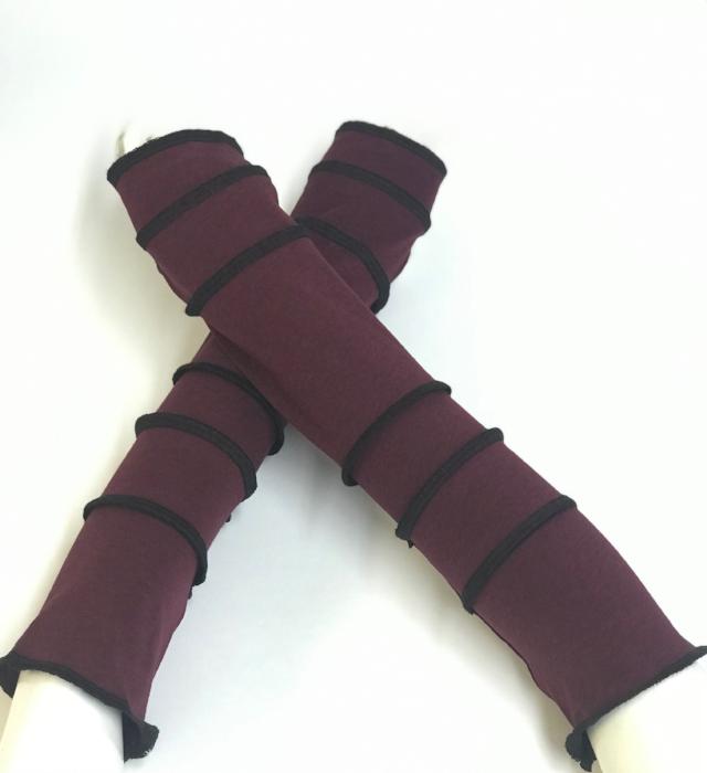 Port Red with Black Arm Warmers